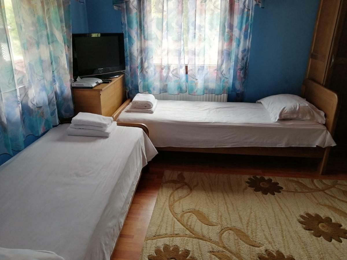 ホテル Къща Цвети-1 Трявна Bangeytsi エクステリア 写真